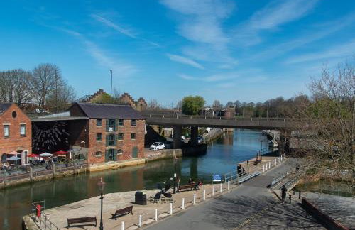 3, The Dolphin, 49 Quay Street - Stunning apartment - Quintessential - Quay views - Sleeps 2-4 people - Foto 7