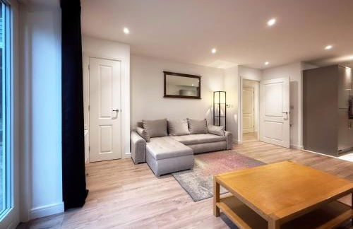 Laura's modern 1 bed apartment in Wimbledon - Foto 23