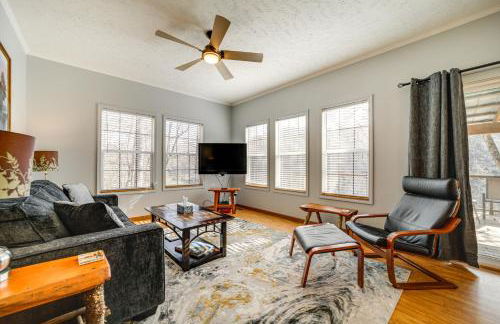 Boat Dock and Fire Pit! Woodsy Lake Glenville Cabin - Foto 3