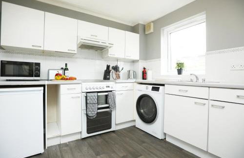 Palmers Place By N And N Stays Worker Friendly Accommodation in Bradley Stoke with private parking and fast WIFI, Long Stays Welcome - Foto 29