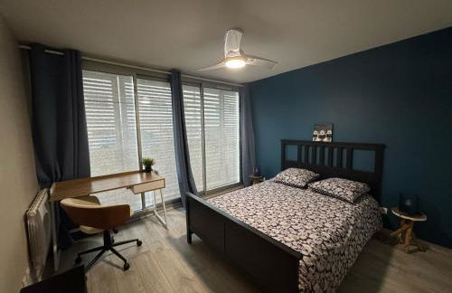 Appart Lumineux 2ch proche Près d'Arènes avec wifi tv et patio - Foto 1