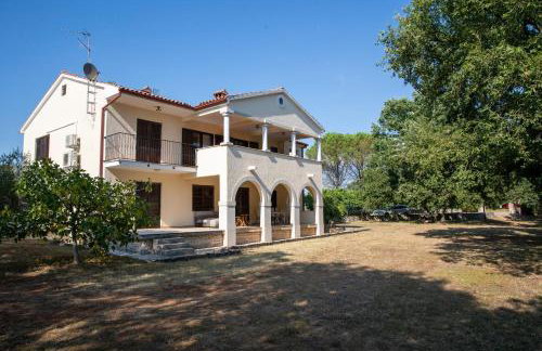 Apartments with parking space Sveti Lovrec, Central Istria - Sredisnja Istra - 24888 - Foto 1