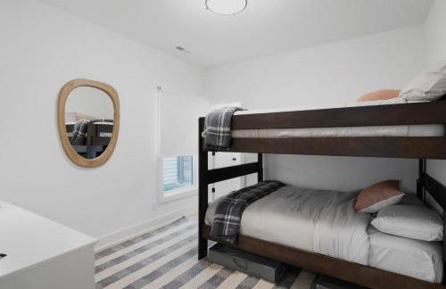 Urban Sophistication Mid Century - Farm Home - Foto 27