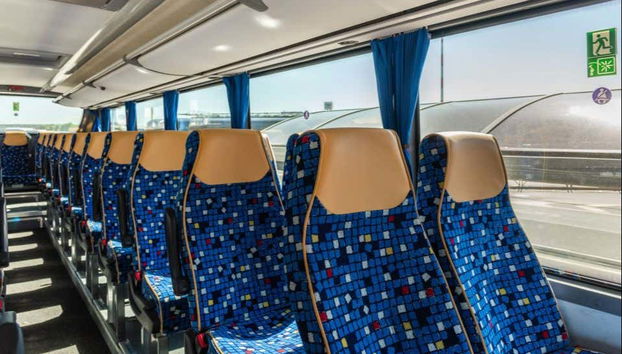 Interior de uno de los autobuses de Autostradale