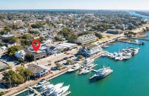 Why Knot Getaway…Rooftop with WaterView! Unit E - Foto 4