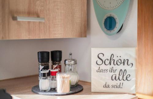 FEWO-LAVEES moderne zentrale FeWo nahe OMV Wacker Kliniken Burg -Eigener Eingang-Schlüsselloser Check in - Foto 34