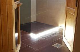 Dom Grabowa z sauną , podgrzewanym basenem i balią z hydromasażem - Foto 20