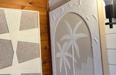 Otter 1 - Private Hot Tub - Bali Inspired Lodge - Bath - Longleat - Wiltshire - Photo 76