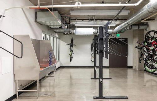 Heart of SLC Stocked w Everything you need - Foto 29