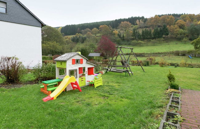 Apartment in the Hunsruck Region's Drohn Valley - Photo 13