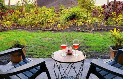 Unique Lava House by steaming crater - Photo 10