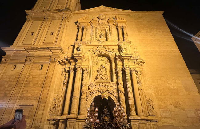 Visita guiada por la Basílica de Santa María + Subida a la torre - Foto 8