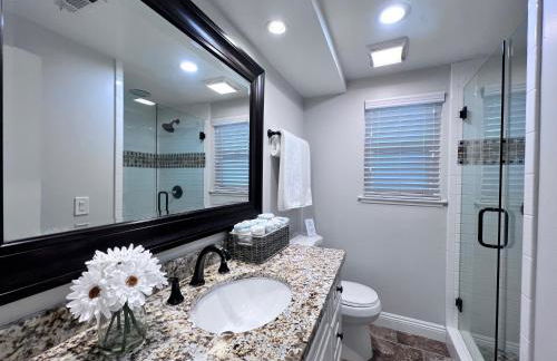 Sensational 6 Bedroom 4 Bathroom Pool Home (3 Master Bedrooms W/bathrooms) - Foto 70