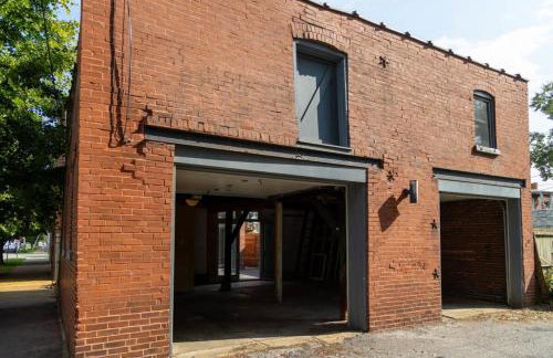 Gorgeous 5BR Storefront Home ABODEbucks - Foto 50