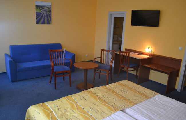 Aparthotel Austria Suites - Foto 6