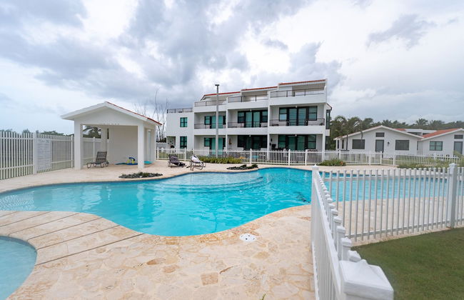 3 Bedroom Oceanfront Beach House - Photo 17