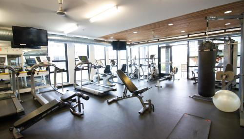 2 Luxe 2BR Apts Near Big House w Parking & Gym - Foto 5