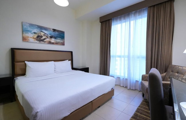 Roda Amwaj Suites - Photo 15