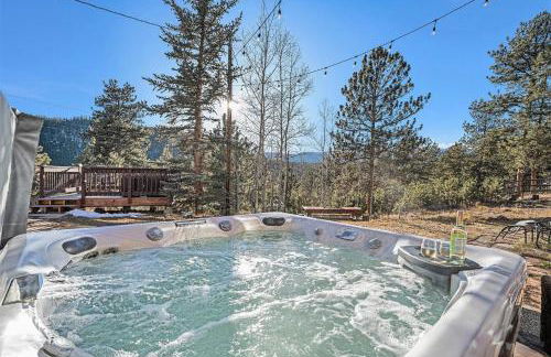 Mountain cabin w game room & hot tub - Foto 3