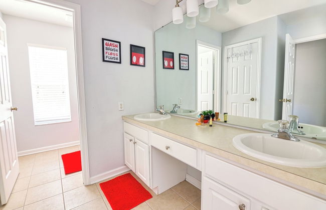 Christopher's Windsor Hills Home - Foto 18