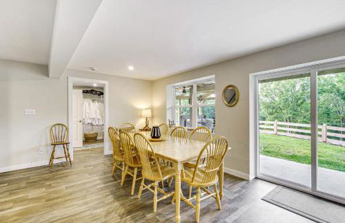 Waterfront Escape in Cub Run with Deck and Hot Tub! - Foto 5