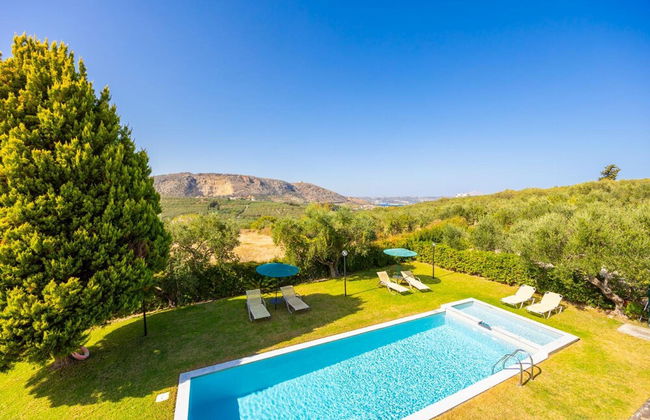 Villa Dimitris Large Private Pool Walk to Beach Sea Views A C Wifi Car Not Required Eco-frien - 1923 - Foto 24