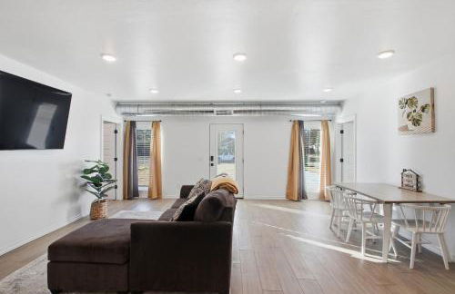 Modern 2BR Near Downtown OKC home - Foto 2