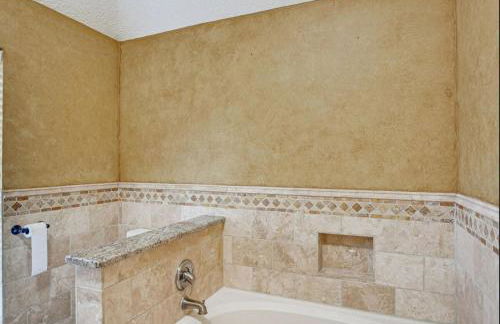 5 BR House with heated pool near DFW and stadium - Foto 18