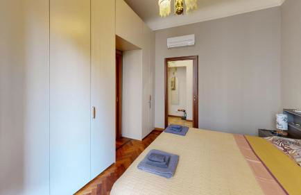 Wonderful downtown apartment-HD NETFLIX, KING-SIZE BED, two minutes' walk from metro - Foto 34