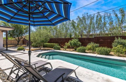 Cozy Desert Bungalow - Foto 17