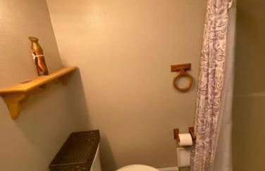 Family-Focused & Pet-Friendly Log Cabin with 4BR 2BA Sleeps 10 - Photo 25