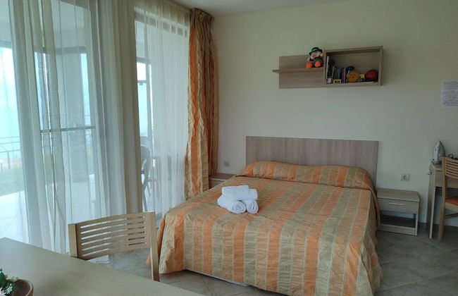 July Morning Seaside Resort - Photo 15