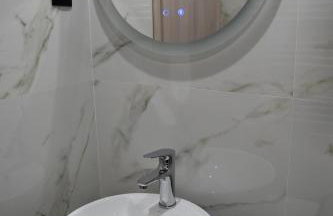 Pnoe Apartments - Photo 33