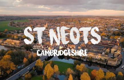 Whitehouse Holiday Lettings Professional Serviced Accommodation across St Neots, Little Paxton and Great Paxton, offering fully equipped properties ranging from 1 bedroom Apartments to 4 bedroom Houses for Business, Contractor, Relocation and Leisure Stay - Foto 2