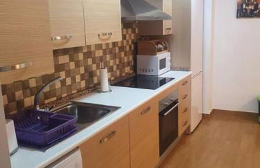 4F, Aire Acondic, 80m2, 2 dormitorios, 4 huéspedes, WIFI GRATIS - Foto 9