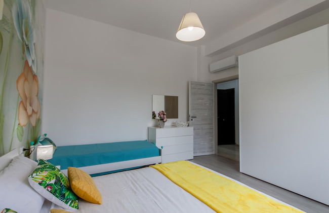 Villa Salemi With Pool - Photo 11