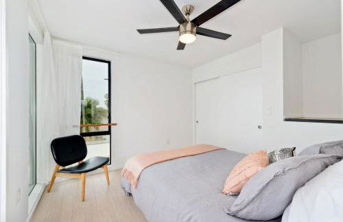 New Beach House, Steps to Sand - Foto 26