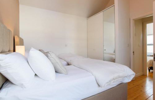 City Retreat, 2 Bed House with Cloudstream Hot Tub - Foto 32