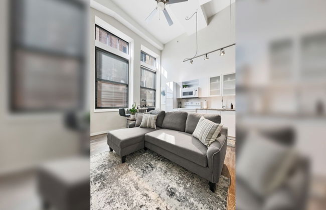 Cincinnati City Club Apartments by Airriva - Photo 26