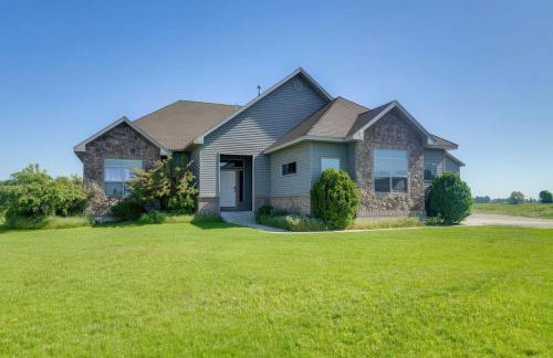 Rigby Gem with Hot Tub Theater Game Room Grill - Foto 3