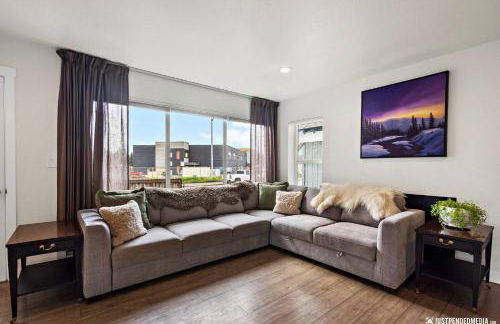 Downtown Retreat: Convenient Family Cottage - Foto 14