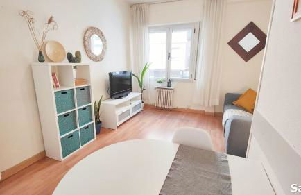 Apartamento con 4 habitaciones recien renovado - Foto 20