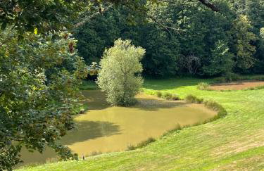 The View - Peaceful Duplex Apartment with Views, Parking & Wifi - Foto 29