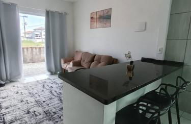 Casa térreo na praia em São Francisco do Sul - Foto 1