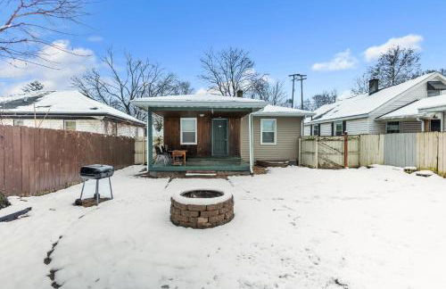 Lovely PET FRIENDLY three bedroom in desirable Urbandale Location! 3 Home by RedAwning - Foto 20