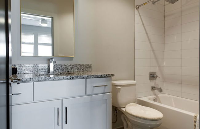 Harmony Highrise - Photo 20