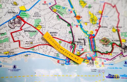 Studios with Mezzanine Rua da Moeda - Foto 8