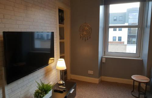 Modern Broughton Apartment - Walk to City Centre and St James Quarter - Foto 46