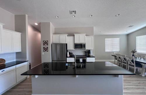 4BR Oasis - Pool and Spa - Near Golf and Casinos - Foto 5