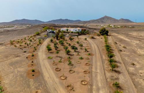 Casa Amaya - Spacious House with Pool, Large Garden, BBQ, 2 Terraces, and Ideal Location - Photo 22